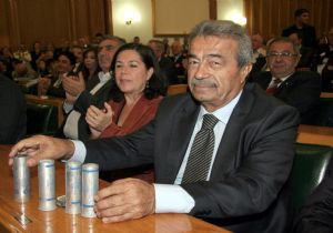 GAZ BOMBASI KOVANLARI MECLİS TE!